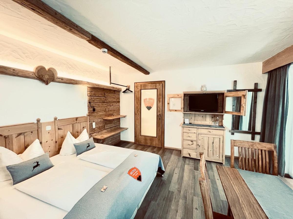 Pension Kreuzeck - Dein Gluecksplatz Am Lech Weissenbach am Lech Εξωτερικό φωτογραφία