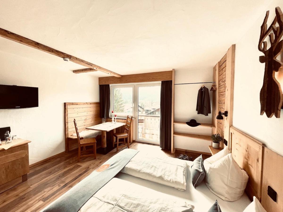 Pension Kreuzeck - Dein Gluecksplatz Am Lech Weissenbach am Lech Εξωτερικό φωτογραφία