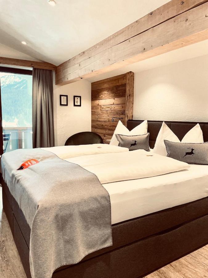 Pension Kreuzeck - Dein Gluecksplatz Am Lech Weissenbach am Lech Εξωτερικό φωτογραφία