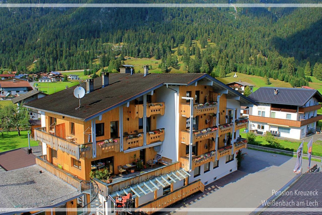 Pension Kreuzeck - Dein Gluecksplatz Am Lech Weissenbach am Lech Εξωτερικό φωτογραφία